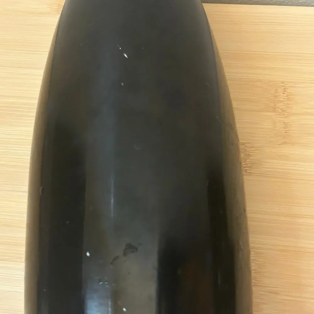 iSi Soda Siphon Seltzer Water Dispenser 1L Rare Black Bottle Seltzer w/ Tube